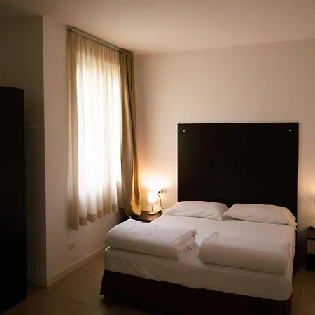 La Chioma Di Berenice Garda Aparthotel Toscolano Maderno