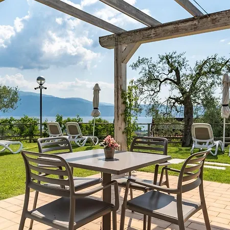 Aparthotel La Chioma Di Berenice Garda