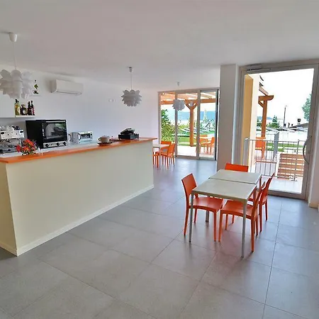La Chioma Di Berenice Garda Aparthotel 3*