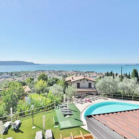 La Chioma Di Berenice Garda 4*