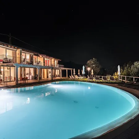 Aparthotel La Chioma Di Berenice Garda Toscolano Maderno